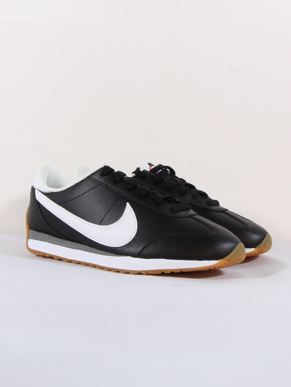Nike Women's Pacific LTR Black & White Sneakers NWT NIB